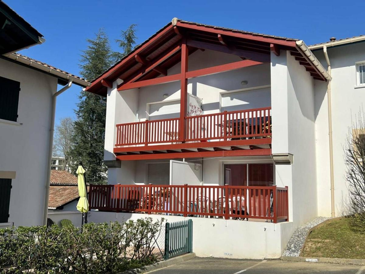 Appartement T1 Bis Avec Terrasse Et Piscine A Cambo-Les-Bains, 1 Chambre, Parking Prive - Fr-1-495-4 Luaran gambar