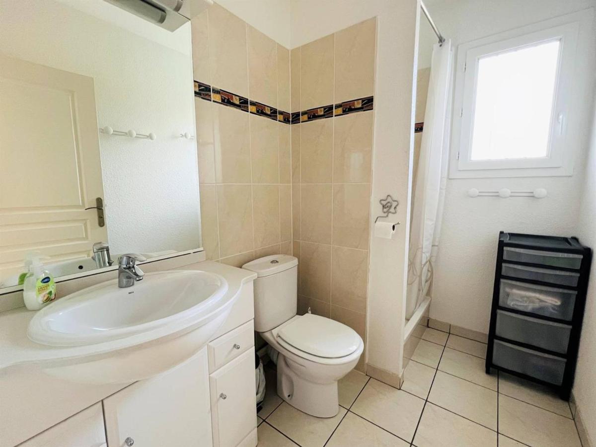 Appartement T1 Bis Avec Terrasse Et Piscine A Cambo-Les-Bains, 1 Chambre, Parking Prive - Fr-1-495-4 Luaran gambar